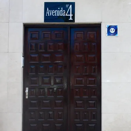 Avenida 4 * Puerto de la Cruz (Tenerife)