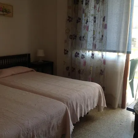 Apartment Avenida 4 *