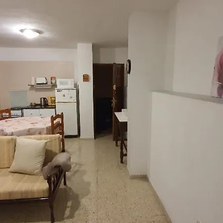 Apartment Avenida 4 *
